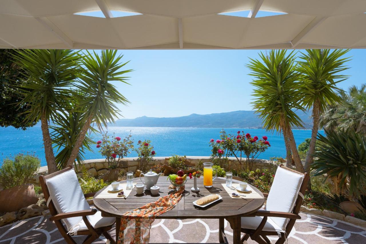 Apartment House M.a.s.s. Sitia (Crete)